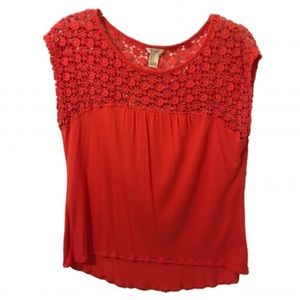 Coral shirt with embroidered top